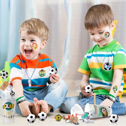 Miniatura 5 de Weysat Juego de 268 piezas de recuerdos de fiesta de fútbol para 24 personas, regalos de cumpleaños, tazas de golosinas con pajitas, llaveros