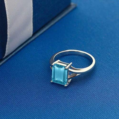 Miniatura 78 de Gem Stone King Anillo de compromiso solitario con diseño clásico de vástago dividido para mujer, plata de ley 925, piedra natal de piedra preciosa