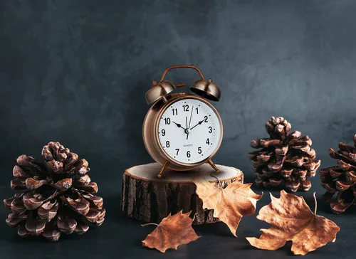 Miniatura 3 de Bernhard Products Reloj despertador analógico de doble campana retro de metal cobre de 4 pulgadas, cuarzo extra fuerte, funciona