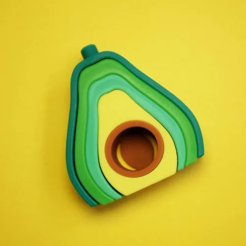 Miniatura 10 de Nuby Juguete interactivo de aguacate apilable de silicona suave, juguete apilable de 5 piezas para el desarrollo temprano, más de 12 meses