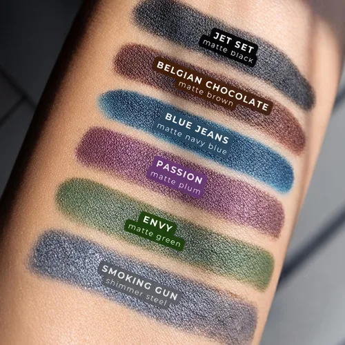 Miniatura 4 de Honeybee Gardens Lápiz delineador de ojos sin esfuerzo en pasión, rica pigmentación, suave, duradero, vegano, sin gluten Passion
