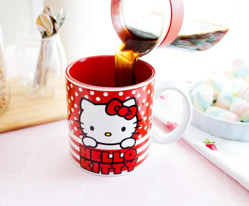 Miniatura 4 de Silver Buffalo Sanrio Hello Kitty - Taza de cerámica con lunares rojos y blancos, 20 onzas Hello Kitty lunares rojos y blancos