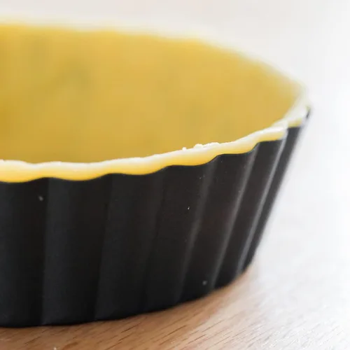 Miniatura 7 de Tosnail Sartén para tartas profundas, sartén para quiche de 9.5 x 2 pulgadas con fondo suelto extraíble, bandeja para hornear acanalada