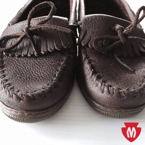 Miniatura 7 de Minnetonka Mocasín Kilty con flecos Moosehide para mujer