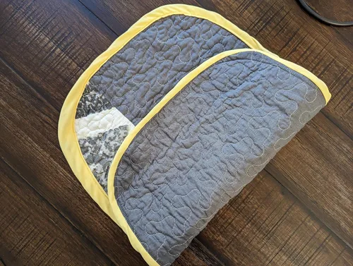 Miniatura 3 de Handcrafted in the USA, Set of 6 Patchwork Quilted Placemats: 100% Cotton Embodying Farmhouse Elegance in Artisan's Harmony of Grey Shades and Yellow