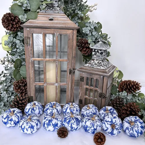 Miniatura 6 de Winlyn 12 calabazas decorativas de tela pequeña en azul y blanco, chinoiserie chic, calabazas de espuma de 3 pulgadas para regalos, otoño, boda