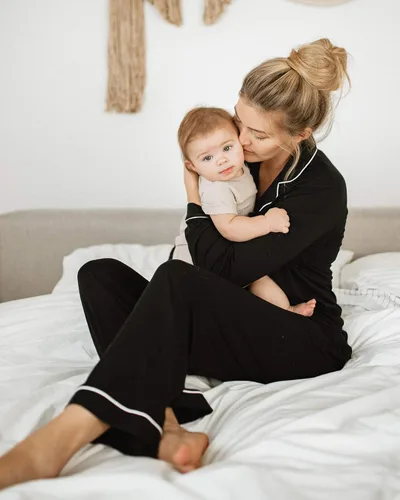 Miniatura 6 de Kindred Bravely Clea Bamboo Classic - Conjunto de pijama de manga larga para maternidad y lactancia