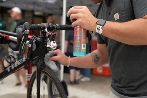 Miniatura 6 de SILCA Limpiador de Bicicleta SPA Ultimate de Cerámica sin Agua - Botella de Spray de 16oz - Formulación SiO2 - Aroma a Piña Colada - Encapsulación