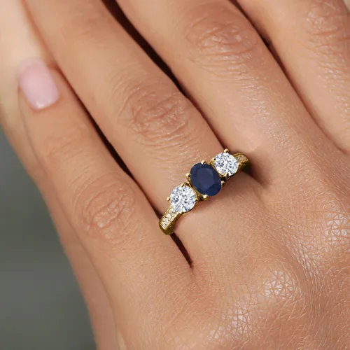 Miniatura 4 de Anillo de compromiso de 3 piedras preciosas con piedra natal para mujer en plata chapada en oro amarillo de 18 quilates, ovalado de 0.276 x 0.197