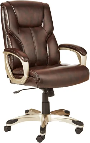 Amazon Basics Silla ejecutiva de oficina con respaldo alto, altura ajustable, inclinación, giratorio, reposabrazos acolchados, marrón/dorado