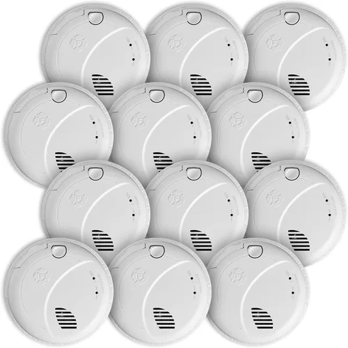 First Alert SMCO100V-AC, Alarma de combinación cableada para humo y monóxido de carbono con interconexión, respaldo de batería y alertas de voz y