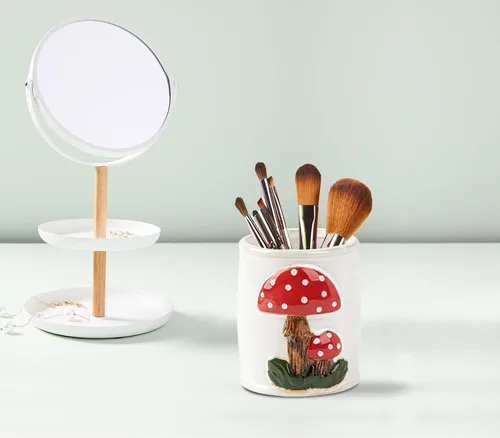 Miniatura 7 de dgudgu Soporte de cepillo de maquillaje de hongos Organizador de brochas de maquillaje de cerámica Organizador de brochas de maquillaje blanco