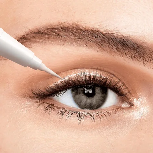 Miniatura 2 de KISS Lash Glueliner, pegamento adhesivo para pestañas y delineador de ojos, 2 en 1 con punta de fieltro, incluye 1 lápiz adhesivo, uso de larga