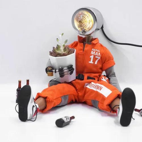 Miniatura 2 de Steampunk Cyberpunk Robot Lámpara de mesa - Decoración de habitación, luz nocturna y adorno de escritorio de metal creativo