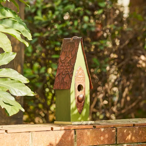 Miniatura 3 de Glitzhome Casa de pájaros colgante de 13.25 pulgadas de alto, color verde retro, de madera maciza envejecida, para exteriores RetroGreen