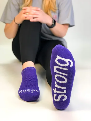 Miniatura 2 de notes to self - Calcetines I am Strong - Calcetines inspiradores para mujeres y hombres
