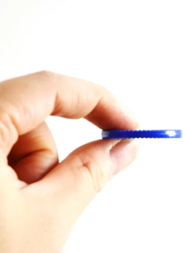 Miniatura 3 de Smartdealspro 64 unidades de 1.260 in/1.26 pulgadas de plástico opaco para contadores de aprendizaje, mini fichas de póquer con caja de Azul oscuro