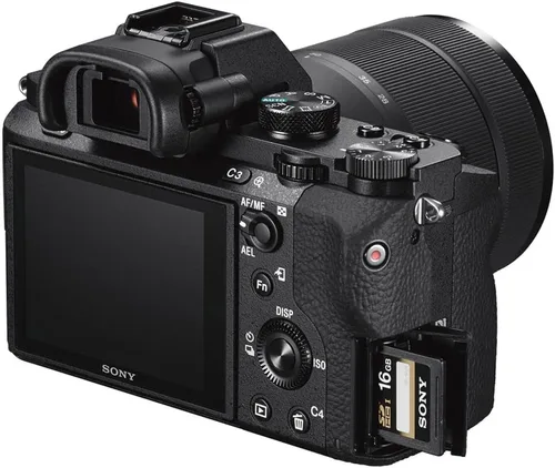 Miniatura 8 de Sony Cámara sin espejo a7 II con lente de 1.102-2.756 in (ILCE7M2K/B) + bolsa + tarjeta de 64 GB + lector de tarjetas + trípode flexible + correa