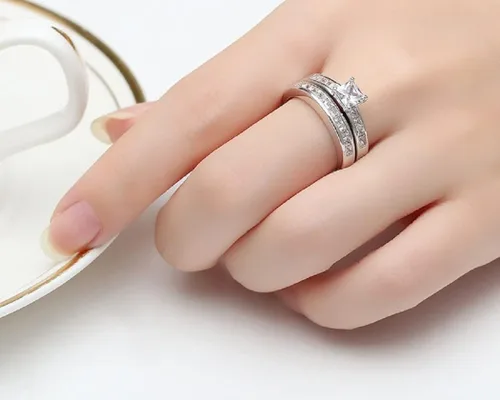 Miniatura 2 de LRGKMCWTOB Anillo de compromiso de plata de ley 925 de 3 quilates con circonita cúbica transparente de princesa, anillo de regalo para mujer