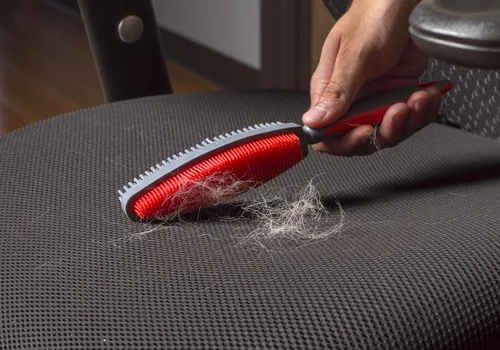 Miniatura 8 de Escoba para remover el pelo de mascotas con rasqueta y mango telescópico que se extiende de 3 a 5 pies, negro y amarillo