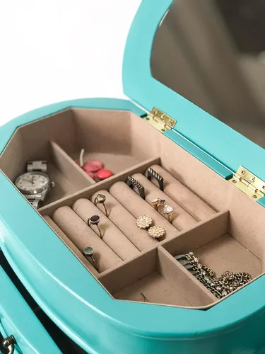 Miniatura 4 de Hives & Honey Daphne - Caja organizadora de joyas de cristal ovalado, color turquesa