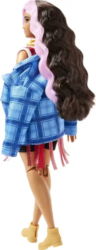Miniatura 5 de Muñeca Barbie Extra y accesorios con pelo rosa engarzado y rizado en estilo moño en vestido de jersey con corgi de mascota