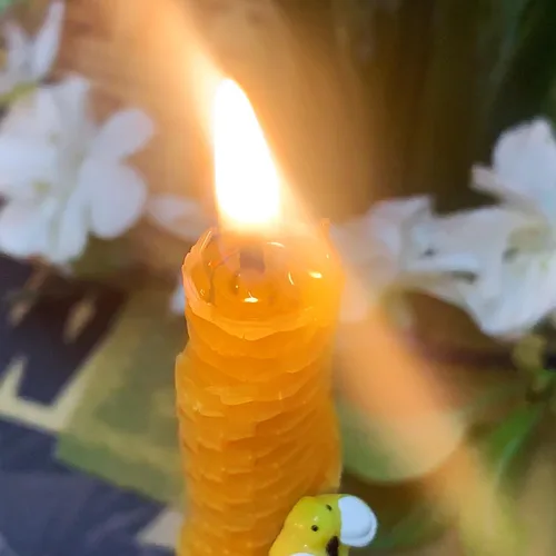 Miniatura 3 de Kit de fabricación de velas de cera de abeja Lacaser, 10 piezas de 20,3 cm x 20,3 cm, hojas 100% de cera de abeja para hacer velas - Incluye adornos