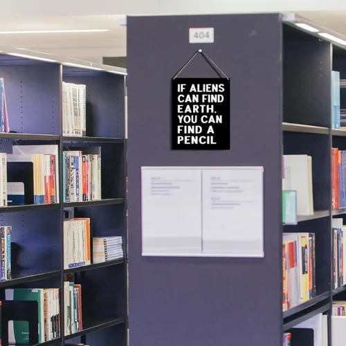Miniatura 6 de MIOOKISS Decoración de aula de matemáticas inglesas, regalos geniales para profesores de inglés masculinos y mujeres, decoración retro para colgar