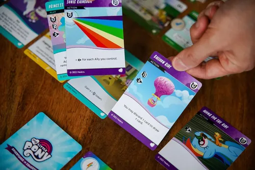 Miniatura 8 de Renegade Game Studios My Little Pony: Adventures in Equestria Juego de construcción de mazos para 1-4 jugadores