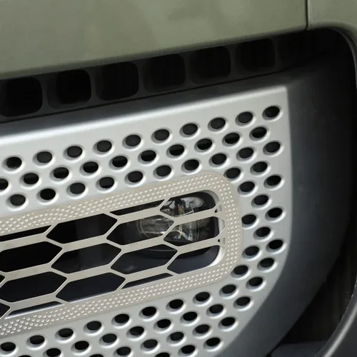 Miniatura 6 de YIWANG Acero inoxidable para Land Rover Defender 90 110 2020-2022 luz antiniebla trasera y luz antiniebla delantera, accesorios de cubierta de red