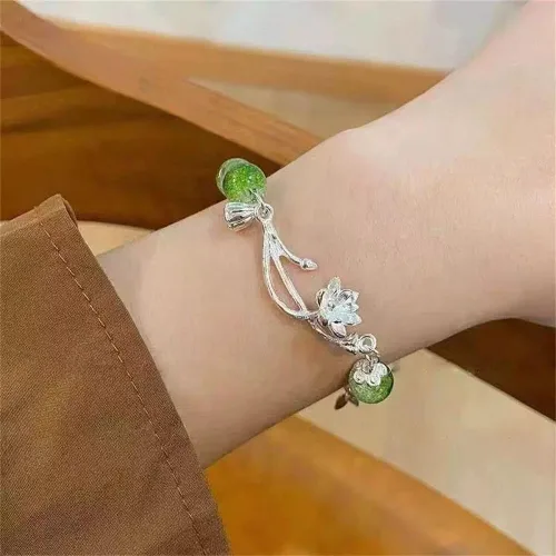 Miniatura 2 de Nyx&lvy Juego de pulseras de cuentas de cristal verde jade con dije, colección de 3 piezas, cadena dorada
