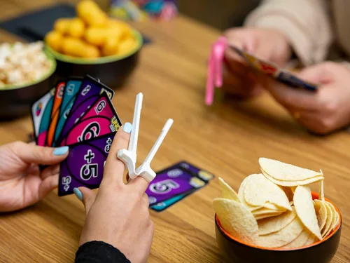 Miniatura 6 de Palillos de dedo para jugadores - 4 piezas de palillos para jugadores, agarre de bocadillo, herramienta para chips, herramienta para chips con dedos