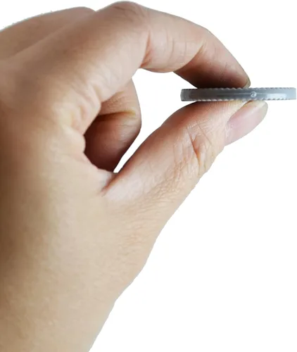 Miniatura 7 de Smartdealspro 64 unidades de 1.260 in/1.26 pulgadas de plástico opaco para contadores de aprendizaje, mini fichas de póquer con caja de Gris Oscuro