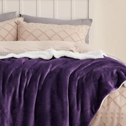 Miniatura 4 de Bedsure GentleSoft - Manta de forro polar Sherpa tamaño Queen para cama, manta gruesa y cálida, regalos para mujeres y niñas, manta de Navidad suave