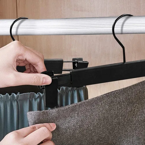 Miniatura 3 de Perchas para faldas, perchas para pantalones con clips, ganchos giratorios de 360 ° que ahorran espacio para pantalones, faldas, ropa, jeans Negro