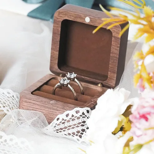 Miniatura 3 de Caja de anillo de madera de compromiso, caja de anillo rústica de doble ranura, caja de almacenamiento de joyas cuadrada de madera maciza, caja