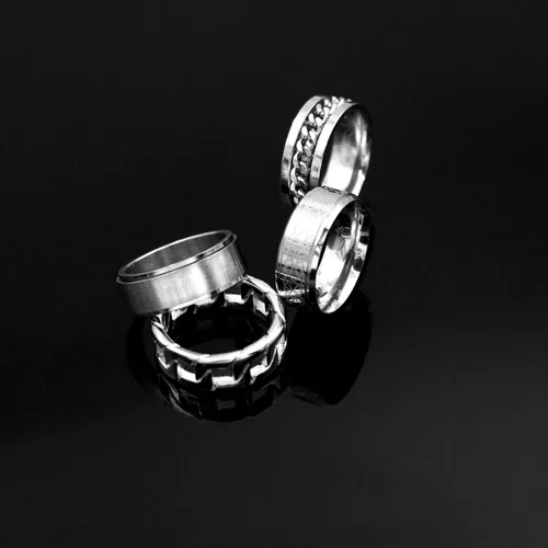 Miniatura 6 de Ronglry 4 anillos giratorios de acero inoxidable de titanio para mujeres y hombres, anillos negros para el estrés y la ansiedad para anillos