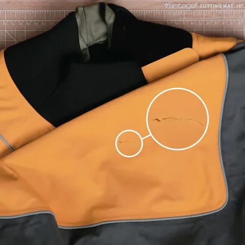 Miniatura 4 de GEAR AID Aquaseal FD - Adhesivo de reparación flexible y duradero para fijar desgarros y agujeros en vadeadores, trajes de neopreno, inflables