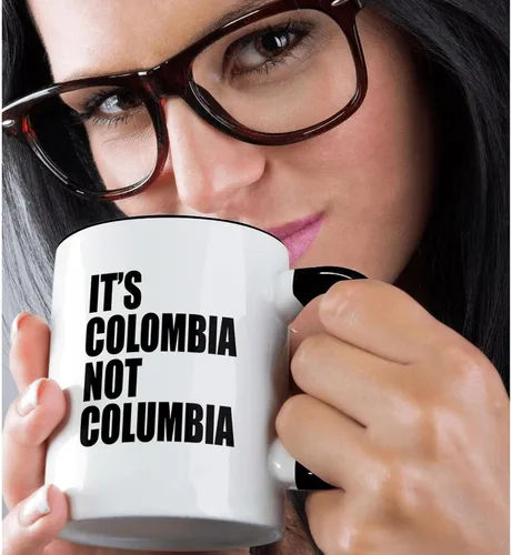 Miniatura 2 de 3dRose Its Colombia Not Columbia - Taza de dos tonos, 11 onzas, color negro