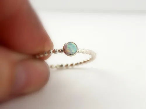 Miniatura 4 de Anillo de cabina con cuentas de ópalo de 0.157 in: anillo de piedra natal apilable, anillo de plata esterlina, anillo de ópalo, anillo simple