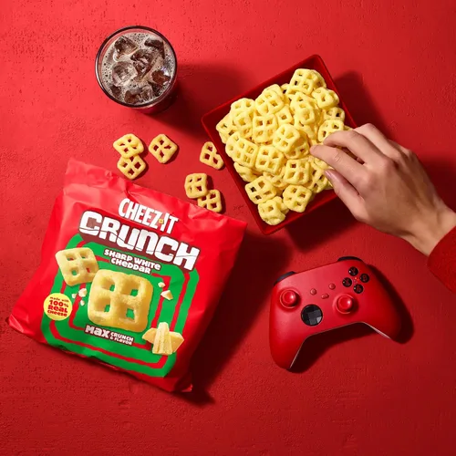 Miniatura 9 de Cheez-It Crunch Pasabocas horneados con sabor a queso, bocadillos para el almuerzo, cheddar blanco fuerte (paquete de 6 bolsas)
