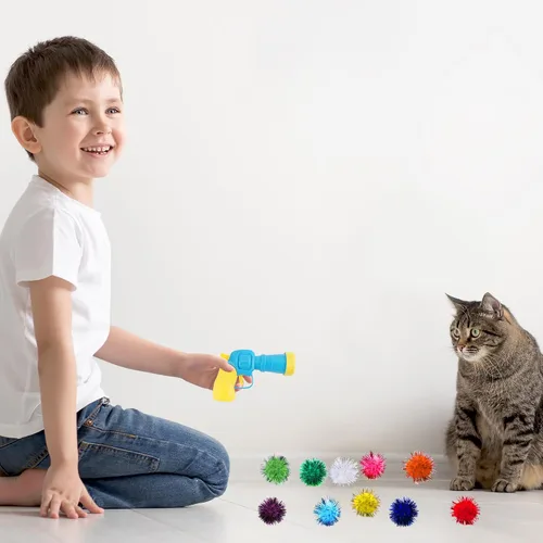Miniatura 7 de Dorhui Lanzador de pistola de juguete para gatos, 30 bolas de pompones brillantes y lanzador de bolas de gato, disparador de pistola de juguete