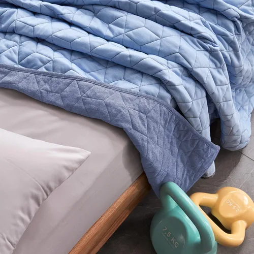 Miniatura 4 de SLEEP ZONE Manta refrescante para personas que duermen con calor (50 x 60 pulgadas), manta de verano de doble cara, ligera y portátil para gimnasio