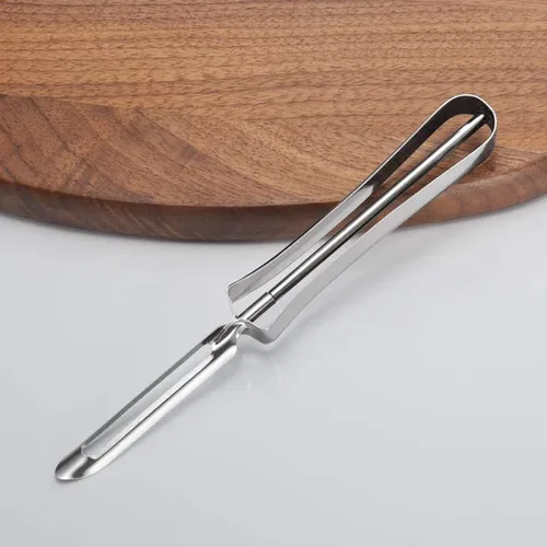 Miniatura 5 de Pelador multiusos de acero inoxidable Cortadora/pelador de queso y frutas y verduras Old School Premium, plateado, 0.6 pulgadas x 6.7 pulgadas