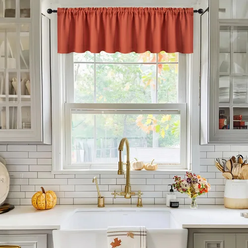 Miniatura 22 de MIULEE Cenefa opaca con bolsillo para cortinero, con aislamiento térmico, cortina corta para ventana pequeña y dormitorio, 42 x 18 pulgadas, 1 Beige