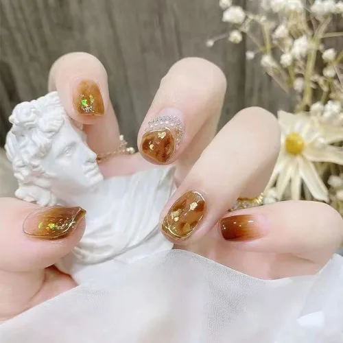 Miniatura 6 de Uñas postizas a presión medianas con forma de almendra, uñas falsas con puntas francesas y diseño de línea dorada, 24 piezas, uñas adhesivas