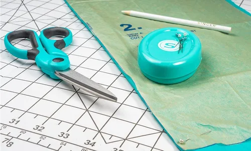 Miniatura 2 de SINGER 00562 ProSeries - Tijeras de costura dobladas resistentes, 9-1/2 pulgadas, color verde azulado, para cortar tela, mezclilla, papel y más