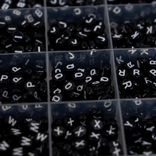 Miniatura 5 de Juego de 1450 cuentas de letras redondas de acrílico de 0.16 x 0.27 pulgadas, cuentas de las letras del alfabeto de la A a la Z y cuentas de números