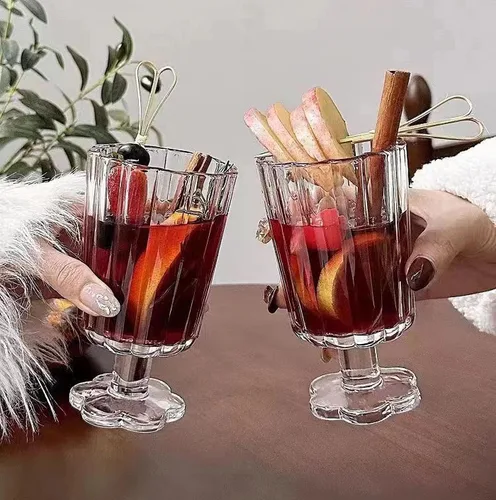 Miniatura 5 de Juego de 2 vasos de helado con pies (transparente), copa de vidrio estilo pétalo de flor, adecuado para jugo, helado, cócteles, postres y más.