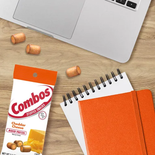 Miniatura 6 de COMBOS Stuffed Snacks Cheddar - Bocadillos de pretzel horneados con queso cheddar, bolsas individuales de pretzels de 3.0 onzas (paquete de 12)